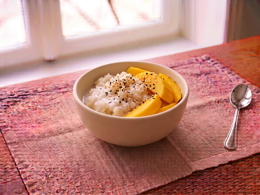 Riz gluant à la mangue