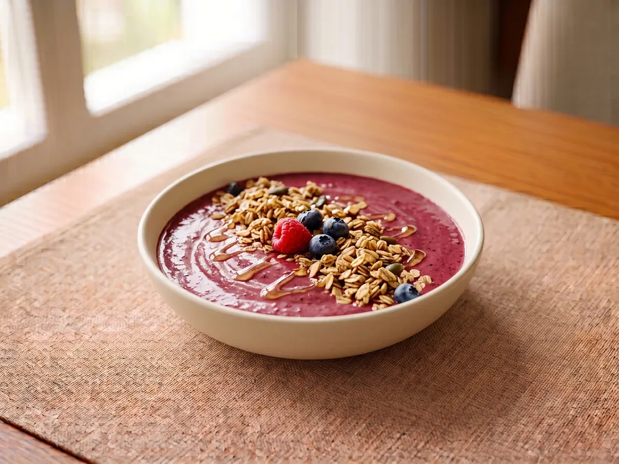 Smoothie bowl fruits rouges